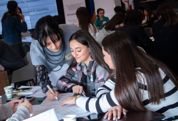 ArmeniaCorps. Workshop on Mapping Community Assets for Sustainable Development